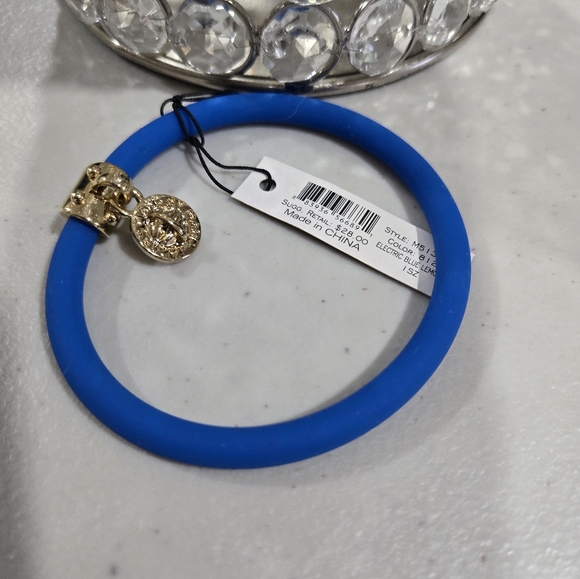 Marc by Marc Jacobs neoprene bracelet - Picture 2 of 2